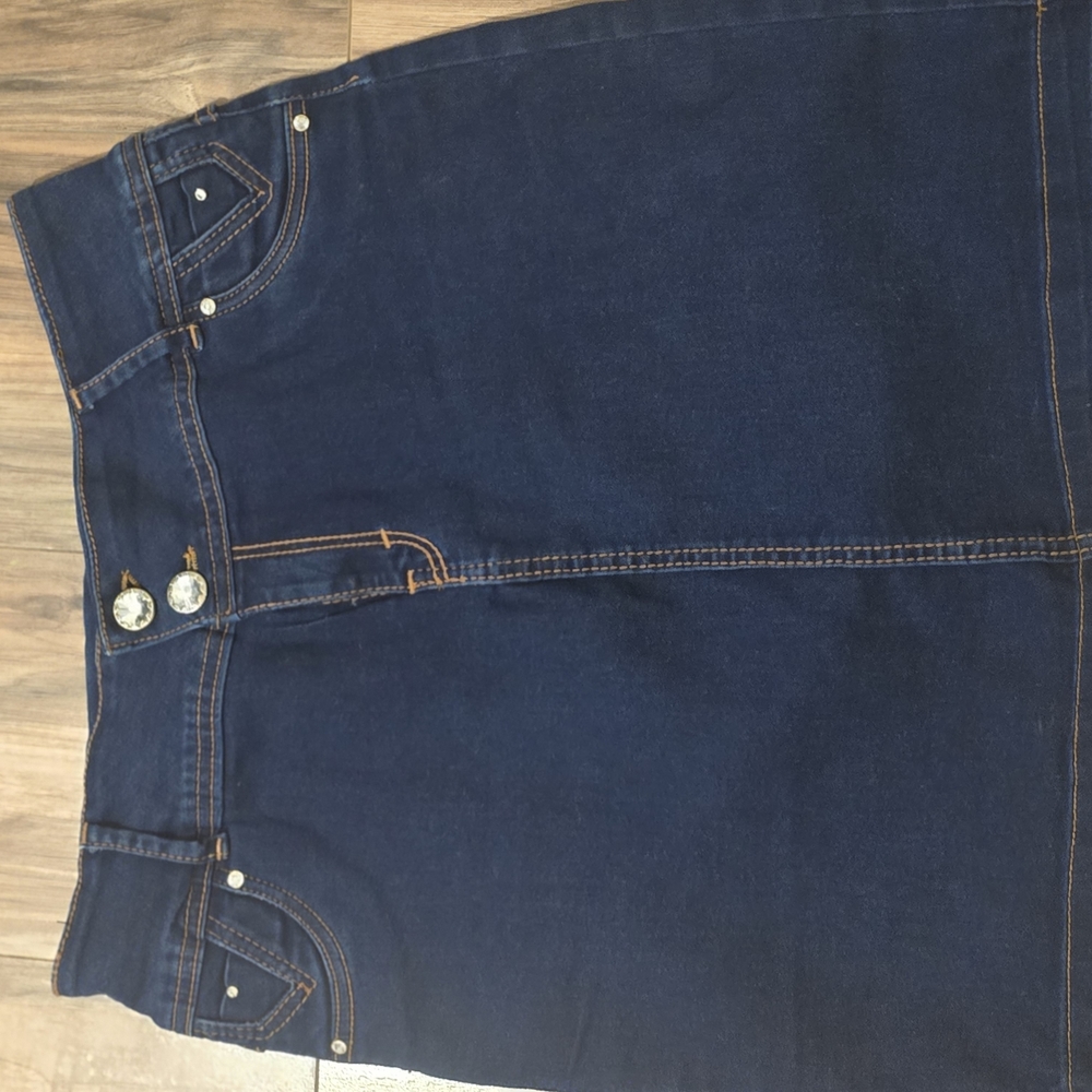 Elegant Dark Blue Women's Jeans